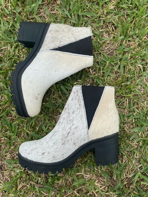 Alondra Chelsea Cowhair Boot Wholesale